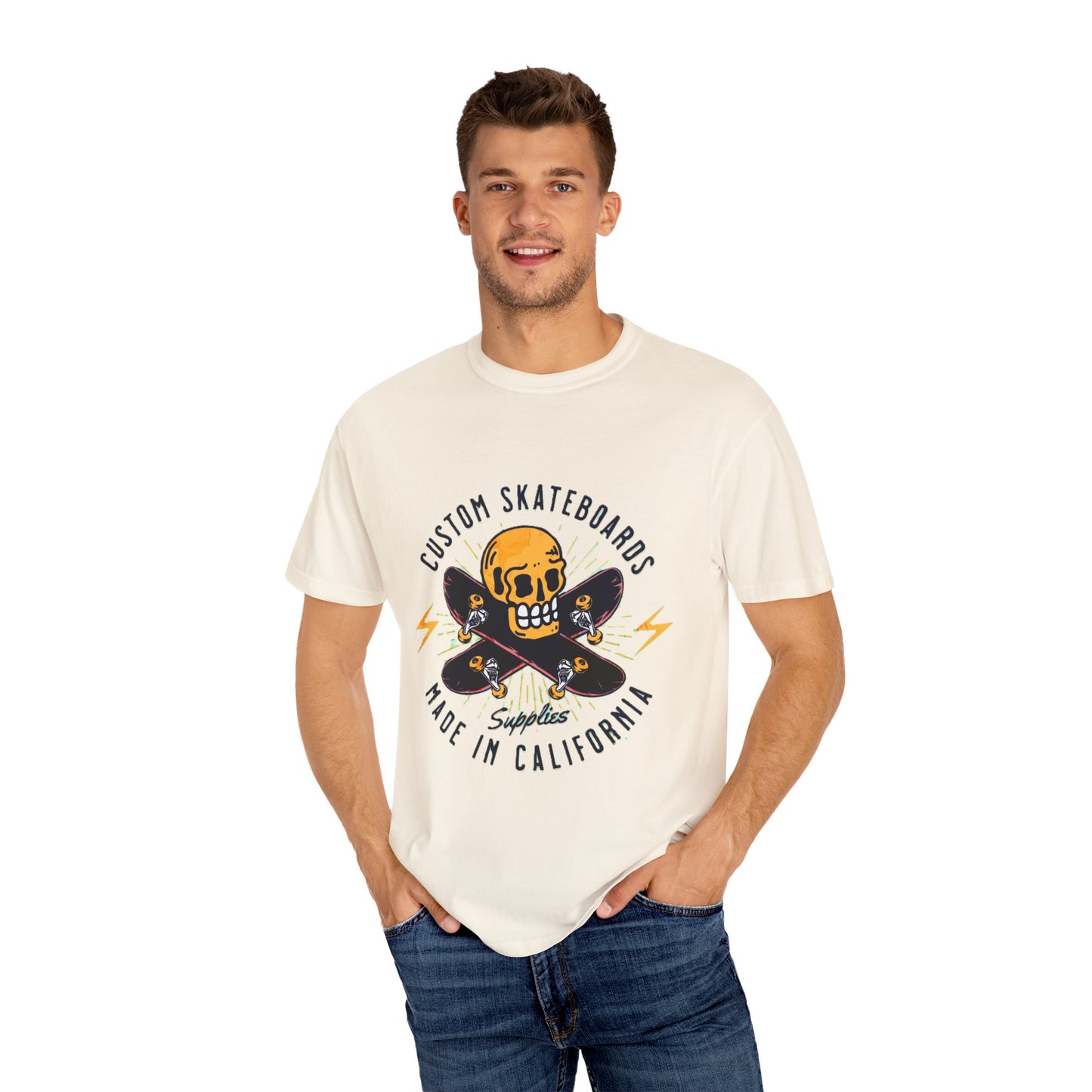 Custom Skull Skateboard T-Shirt, Unisex Graphic Tee, Casual Wear, Skateboarder Gift, California Vibes