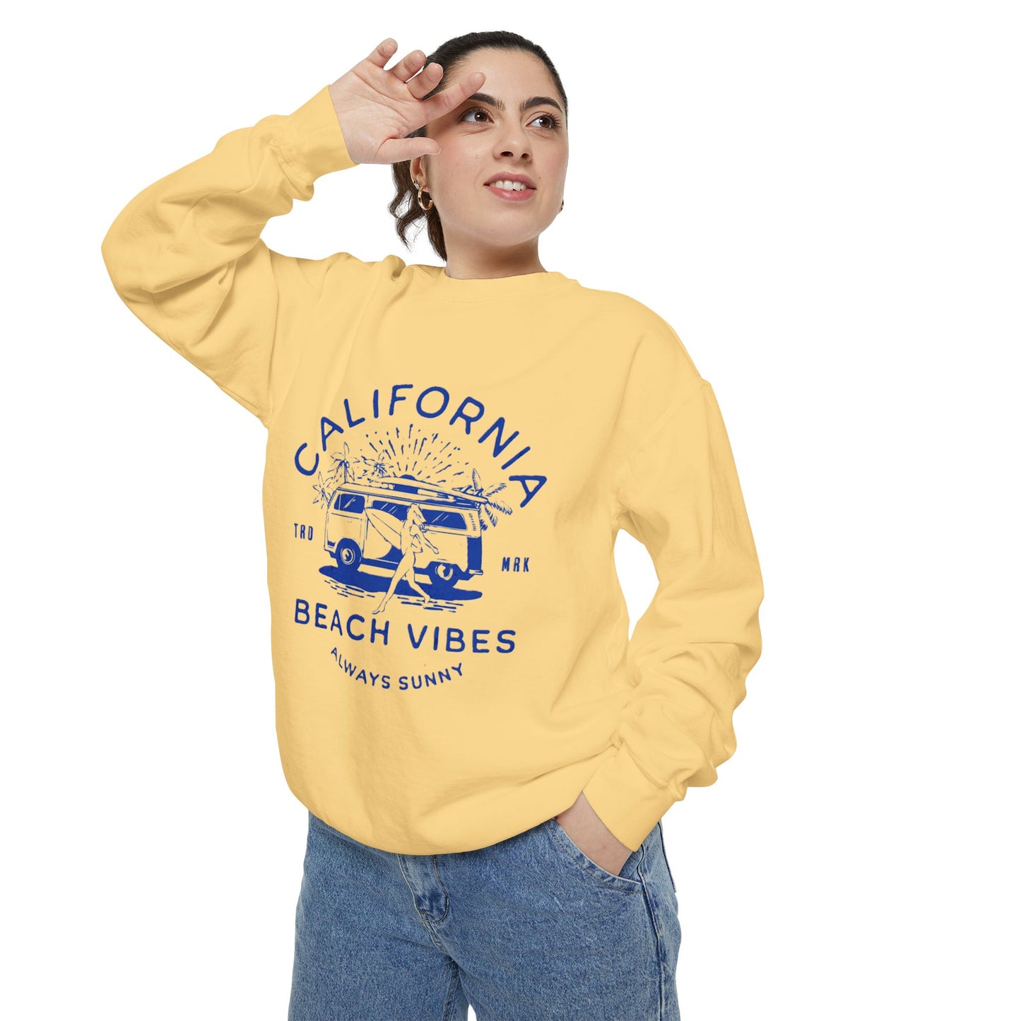 California Beach Vibes Sweatshirt, Cozy Beach Hoodie, Summer Casual Wear, Gift for Beach Lovers, Unisex Relaxed Fit Sweater