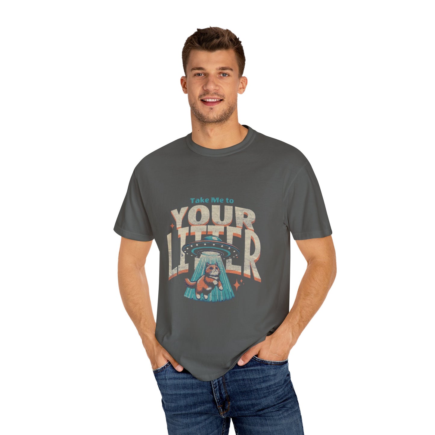 Alien-Inspired Unisex T-shirt, Playful Graphic Tee, Gift for Sci-Fi Fans, Casual Everyday Wear, Fun 90s Nostalgia