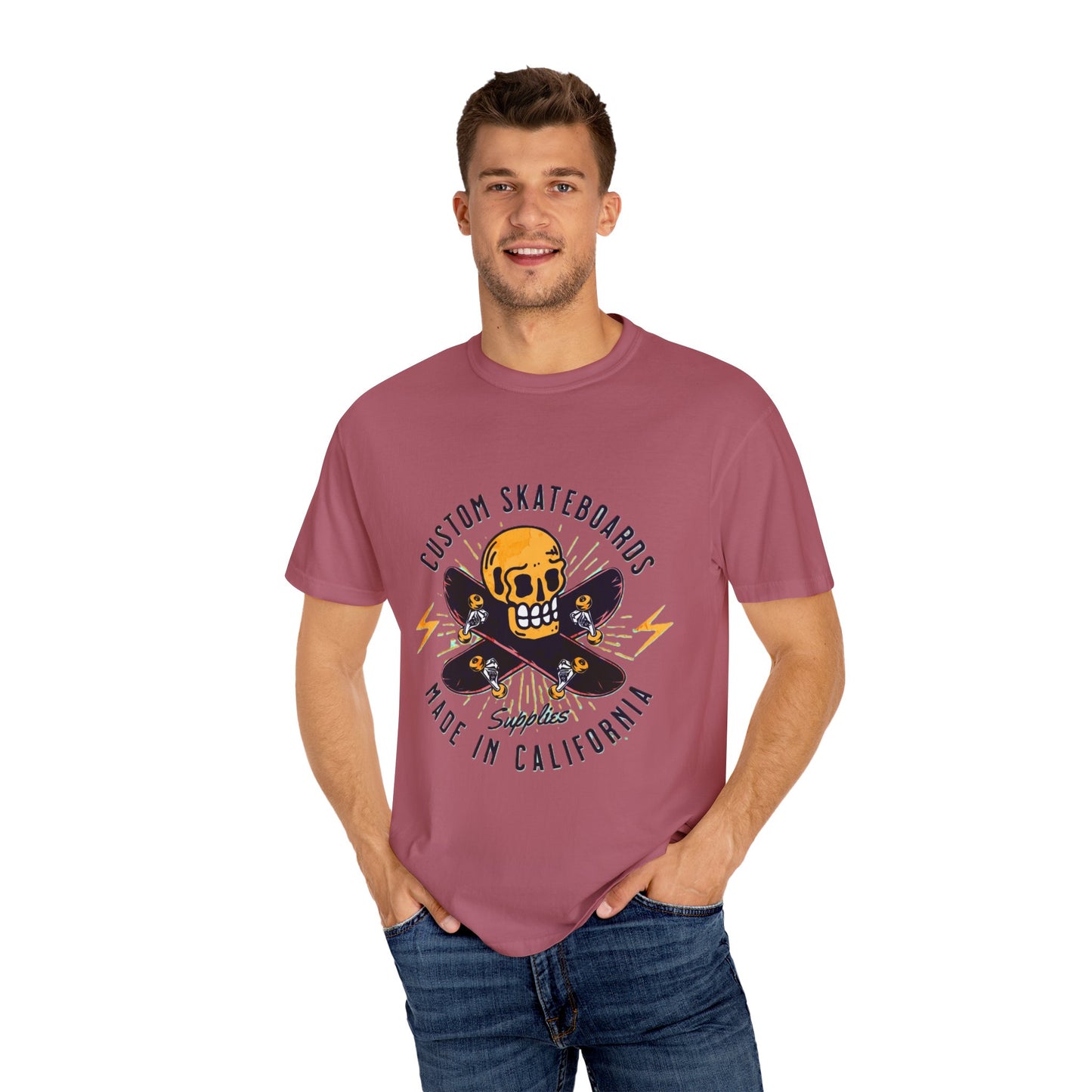 Custom Skull Skateboard T-Shirt, Unisex Graphic Tee, Casual Wear, Skateboarder Gift, California Vibes
