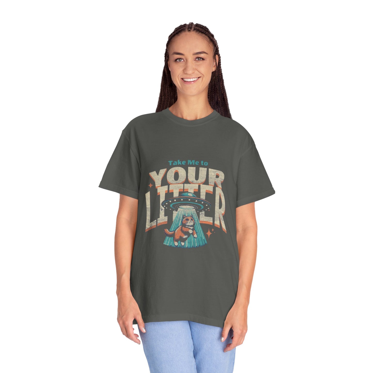Alien-Inspired Unisex T-shirt, Playful Graphic Tee, Gift for Sci-Fi Fans, Casual Everyday Wear, Fun 90s Nostalgia
