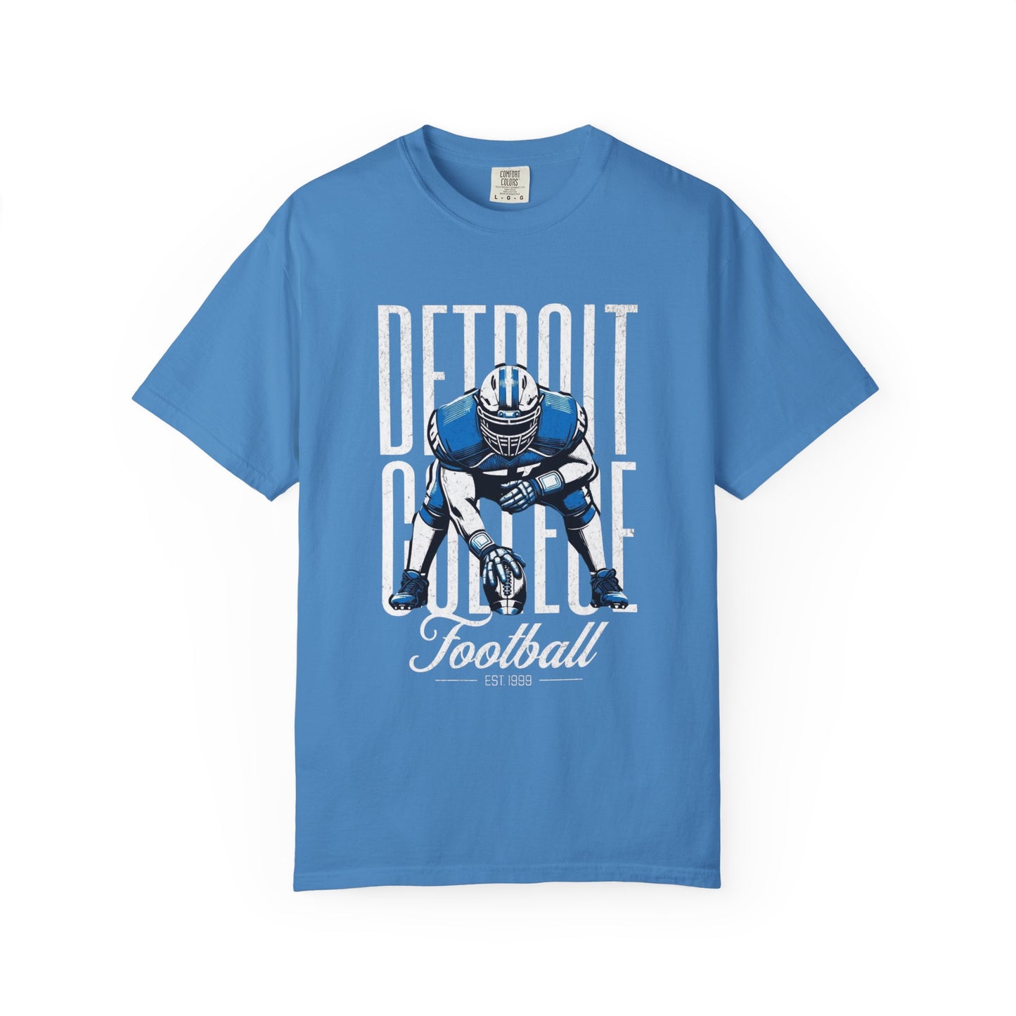 VMan's intage Detroit College Football T-Shirt, Graphic Tee for Game Day, Sports Fan Apparel, Casual Wear, College Team Gifts