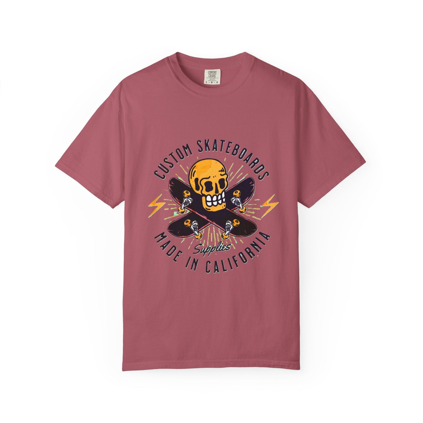 Custom Skull Skateboard T-Shirt, Unisex Graphic Tee, Casual Wear, Skateboarder Gift, California Vibes
