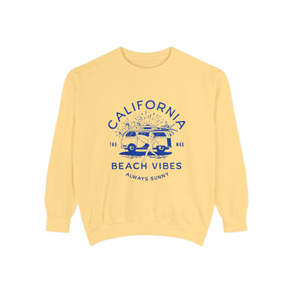 California Beach Vibes Sweatshirt, Cozy Beach Hoodie, Summer Casual Wear, Gift for Beach Lovers, Unisex Relaxed Fit Sweater
