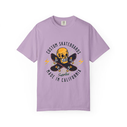 Custom Skull Skateboard T-Shirt, Unisex Graphic Tee, Casual Wear, Skateboarder Gift, California Vibes