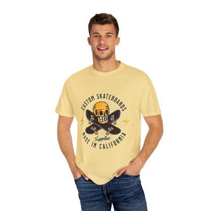 Custom Skull Skateboard T-Shirt, Unisex Graphic Tee, Casual Wear, Skateboarder Gift, California Vibes