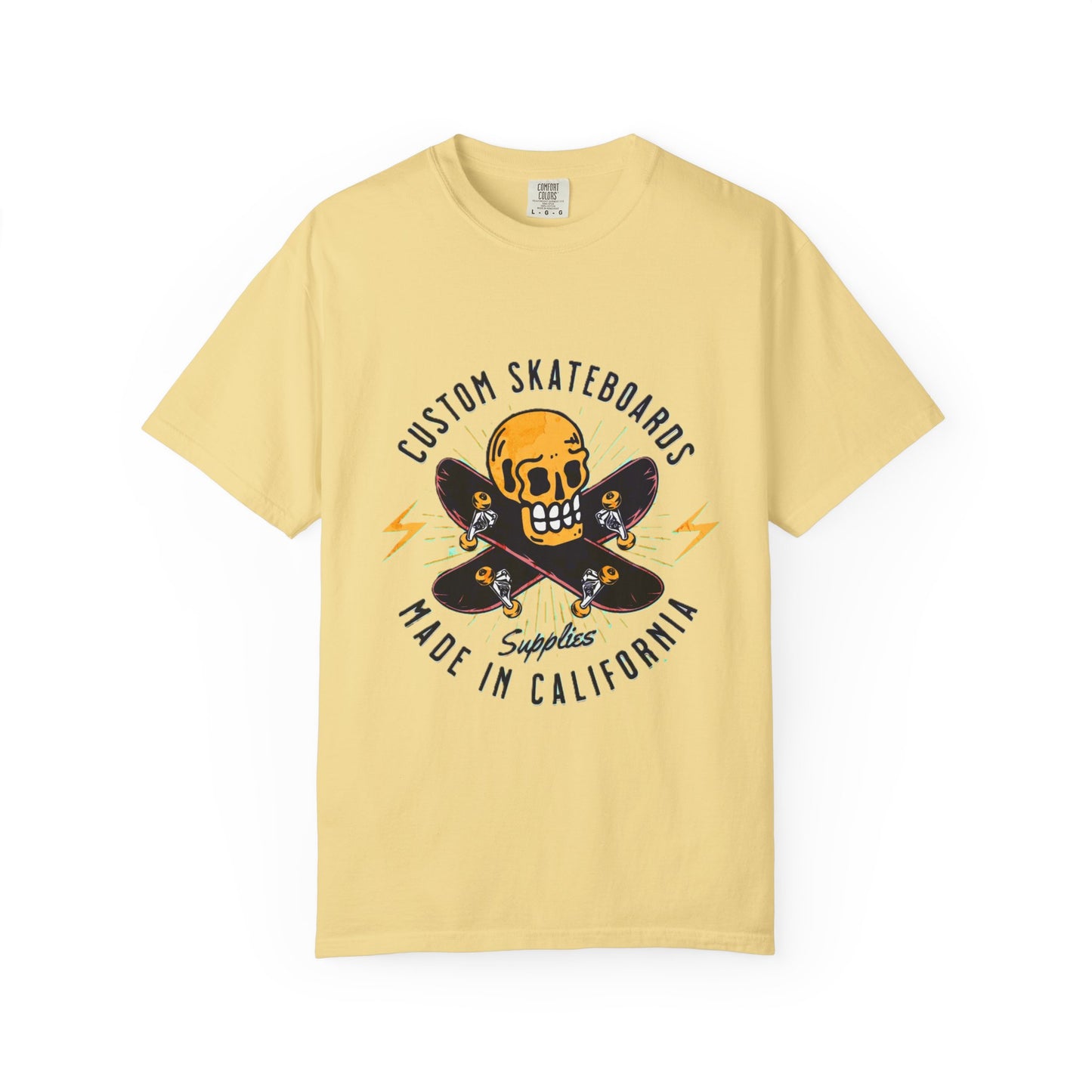 Custom Skull Skateboard T-Shirt, Unisex Graphic Tee, Casual Wear, Skateboarder Gift, California Vibes