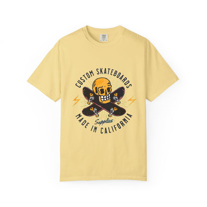 Custom Skull Skateboard T-Shirt, Unisex Graphic Tee, Casual Wear, Skateboarder Gift, California Vibes